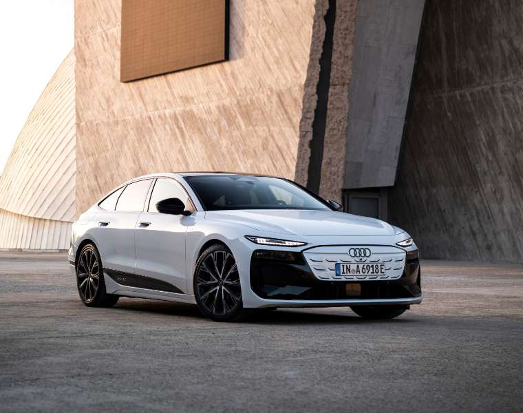 Audi City Ginza｜Audi e-tronスペシャルサイト